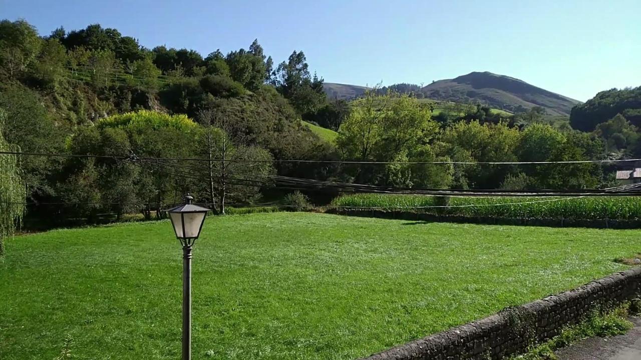 Hotel La Fuentona De Ruente Exterior foto